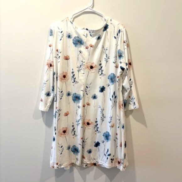 Zeagoo Blue Floral Swing Flare Tunic and 3/4 Sleeves - Picture 2 of 5